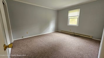 32628085