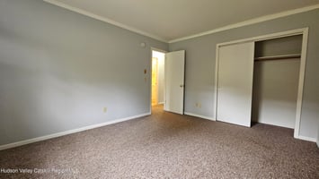 32628084