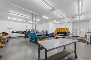 32631302