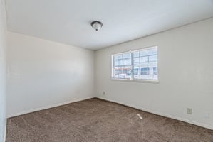 32631876