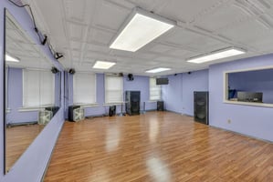 32635722