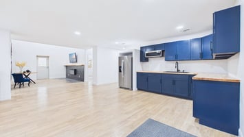 32635800