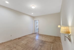32652409