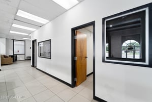 32658424
