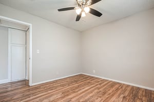 32671422