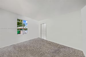32675022