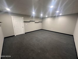 32675758