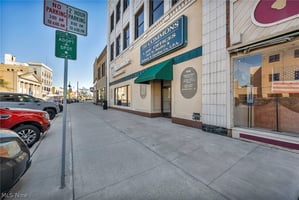 32680073