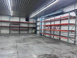 32680318