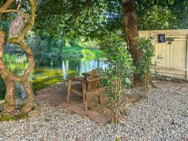 32680565
