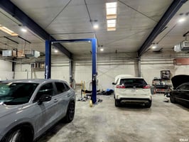 32682548