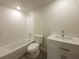 33170690