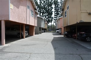 32713548