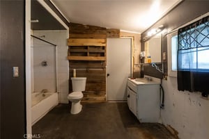 32716331