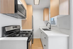 32716859