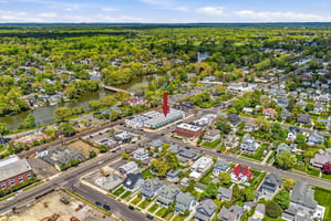 32724137