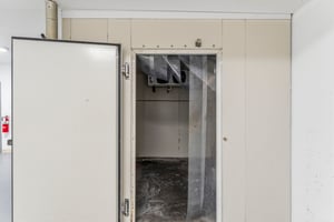 32745104
