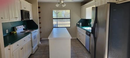 32795352