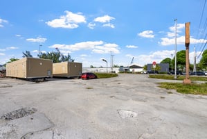 32750077