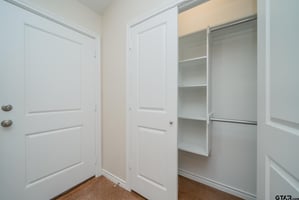 32752282