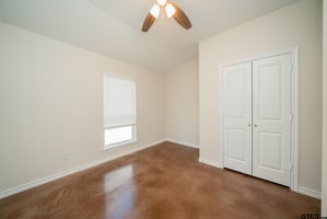 32752295