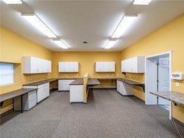 32752563