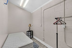 32753028