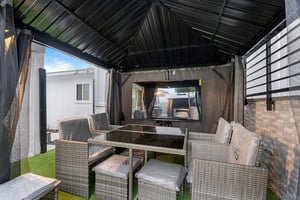 32780594