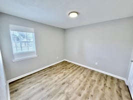 32806895