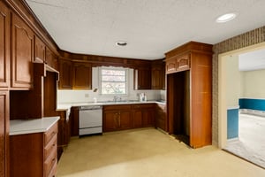 32807184