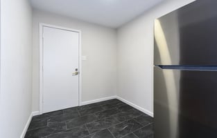 32813447