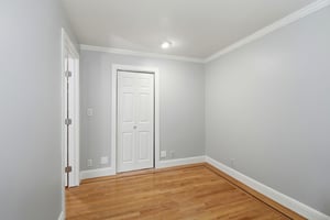 32823094