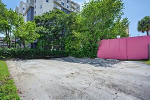 32833695