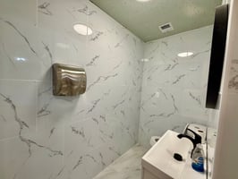 32882033