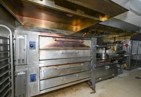 33562320
