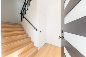 32903337