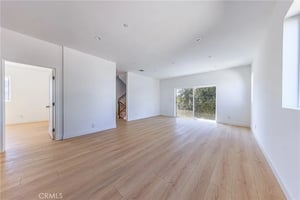 32903388