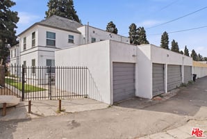 32890296