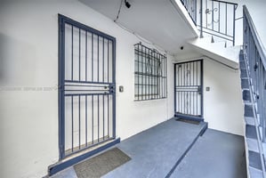 32894284