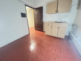 32898589