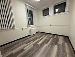 32898570
