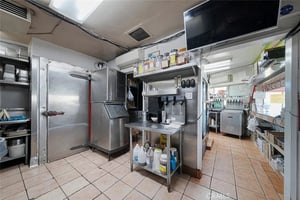 32903206