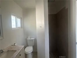 32903940