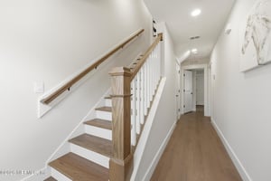 32904760