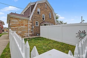 32905730