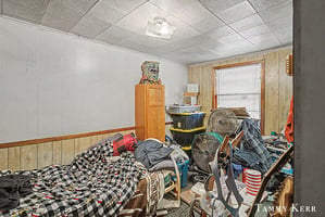 32905746