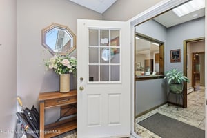 32905891