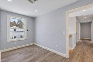 32913463