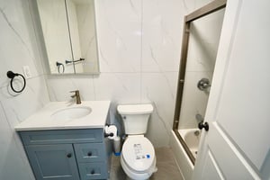 32916631