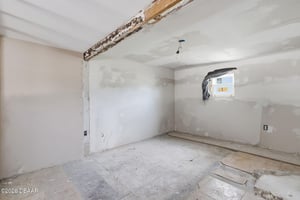 32918007
